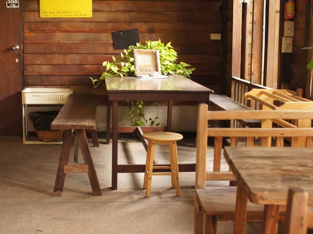 Suk11 Hostel Bangkok Ngoại thất bức ảnh