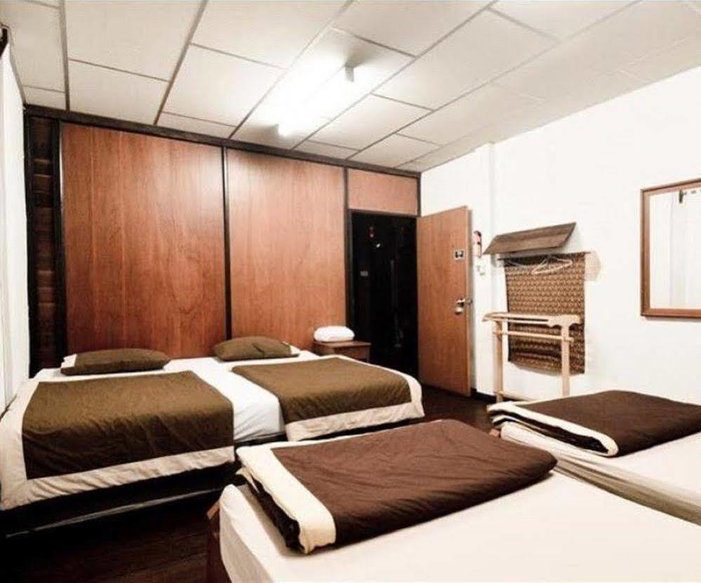 Suk11 Hostel Bangkok Ngoại thất bức ảnh